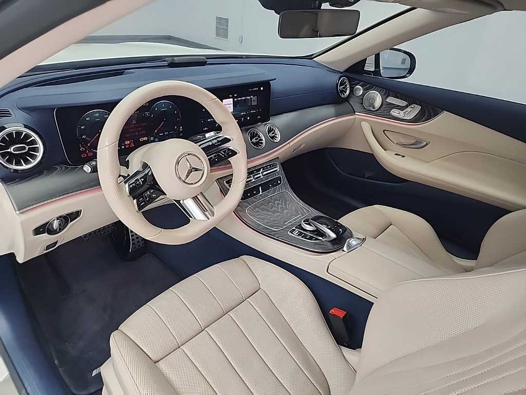 Mercedes Benz E class - Vista 7