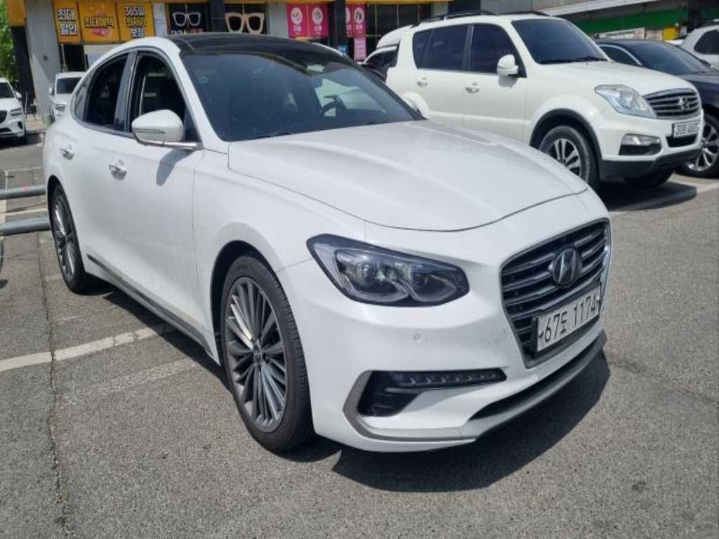 HYUNDAI Grandeur - Vista 2