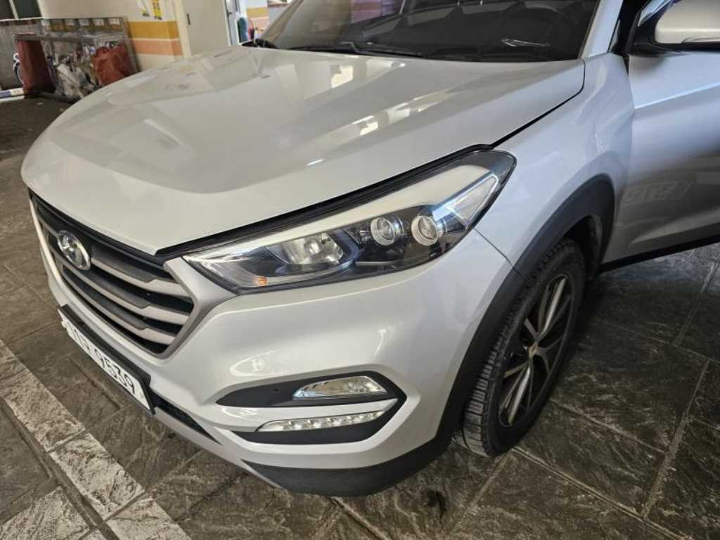 HYUNDAI Tucson - Vista 3