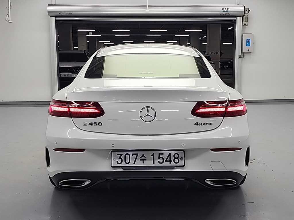 Mercedes Benz E class - Vista 3