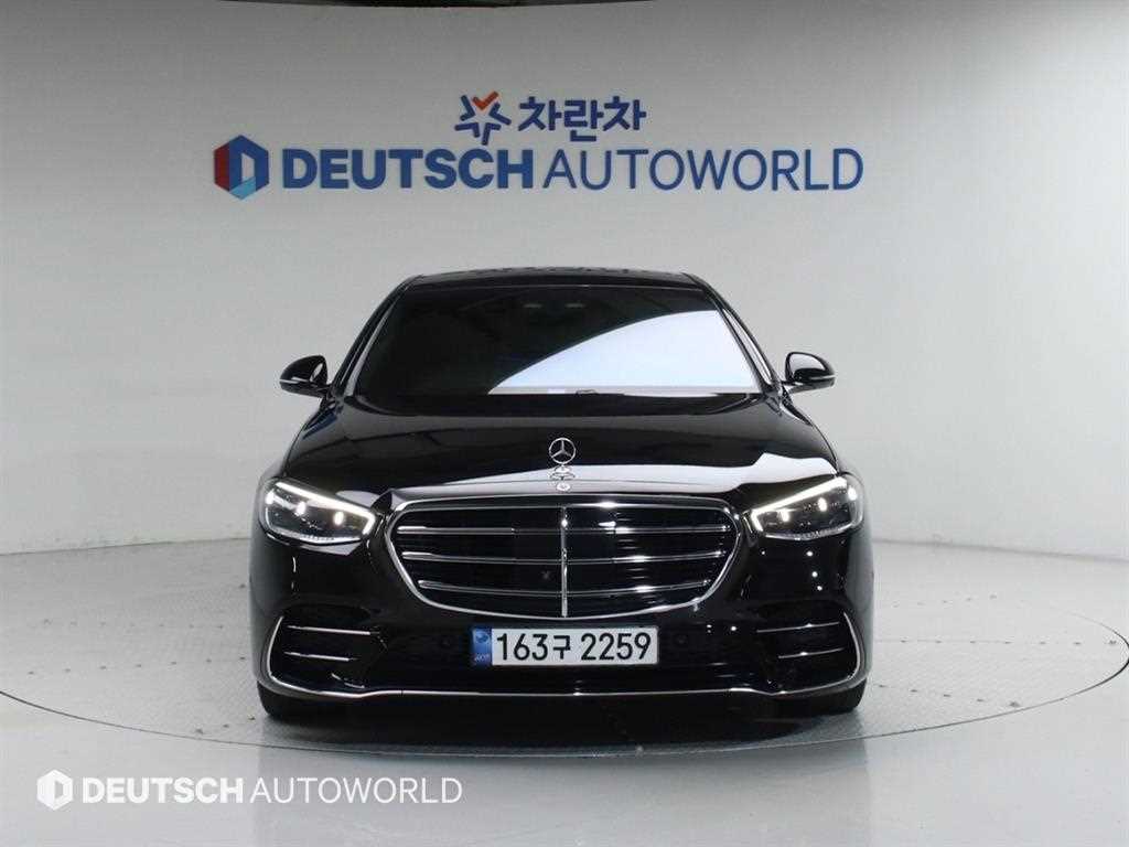 Mercedes Benz S Class - Vista 4