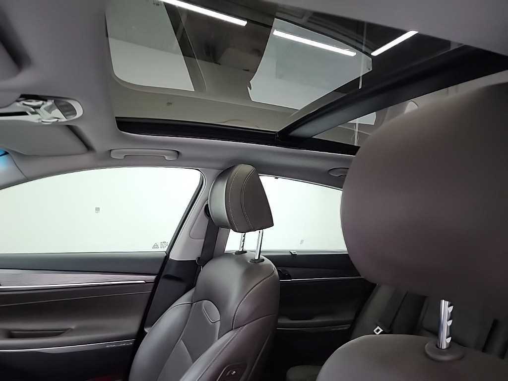 HYUNDAI Grandeur 2018 Blanco - Importación desde Corea - HF Imports Iquique - Foto 16