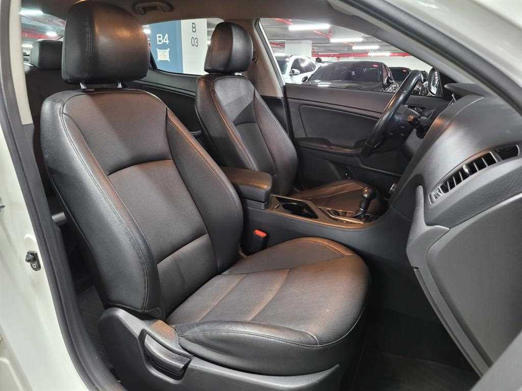 KIA K5 - Vista 7