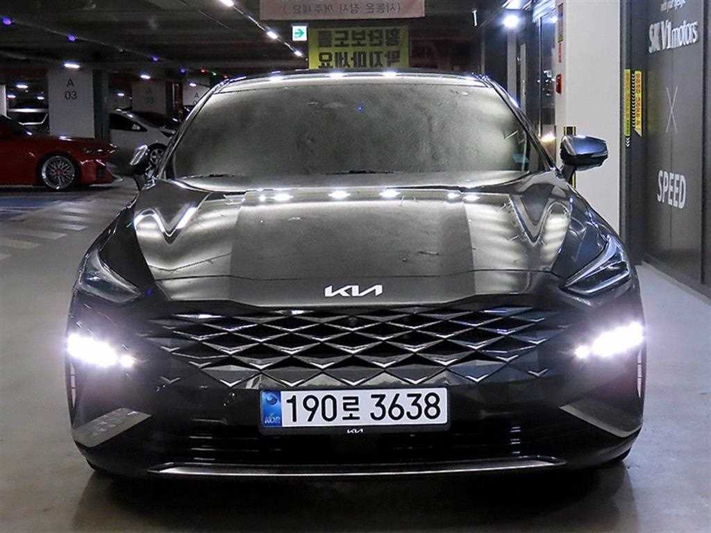 KIA K8 - Vista 2
