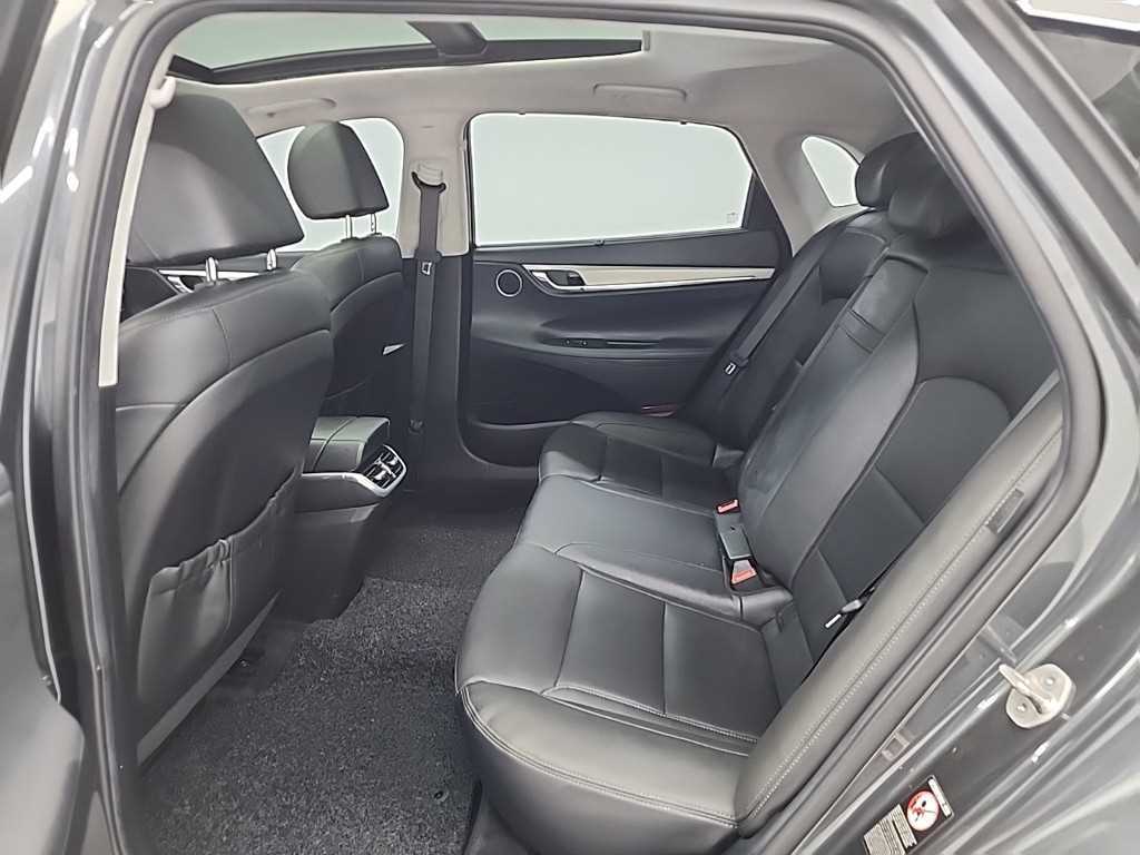 HYUNDAI Grandeur - Vista 12