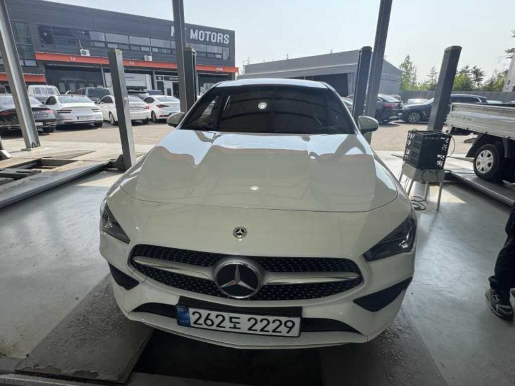 Mercedes Benz CLA Class 2021 Blanco - Importación desde Corea - HF Imports Iquique - Foto 1