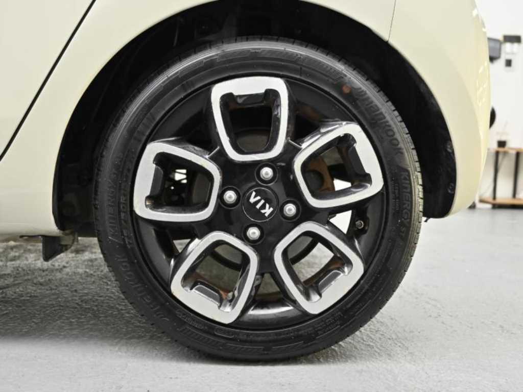 KIA Ray - Vista 5