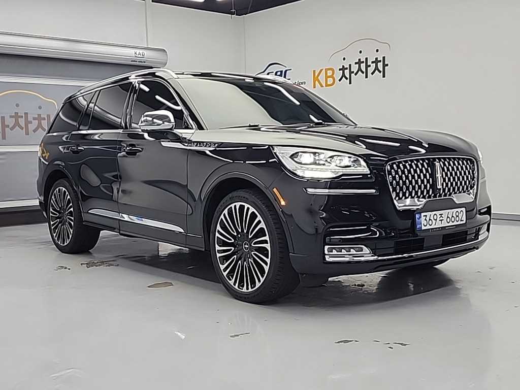 Lincoln Aviator - Vista 4