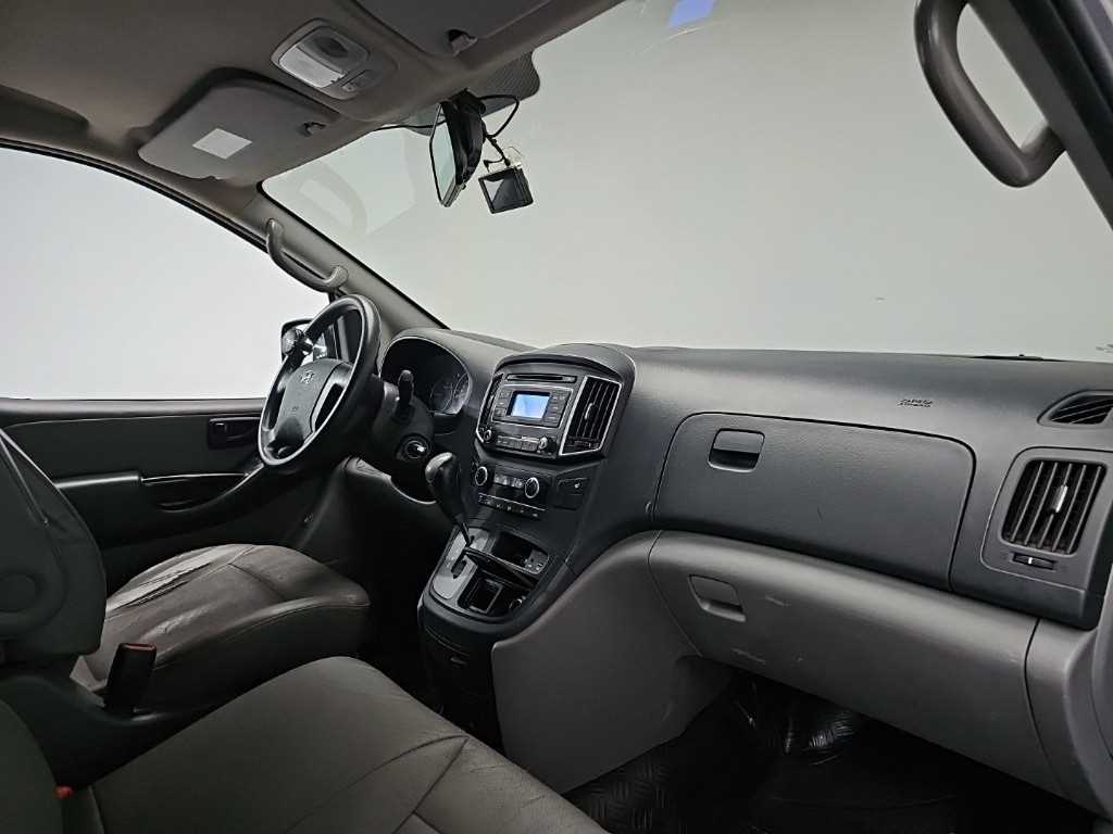 HYUNDAI Starex 2018 Plateado - Importación desde Corea - HF Imports Iquique - Foto 19