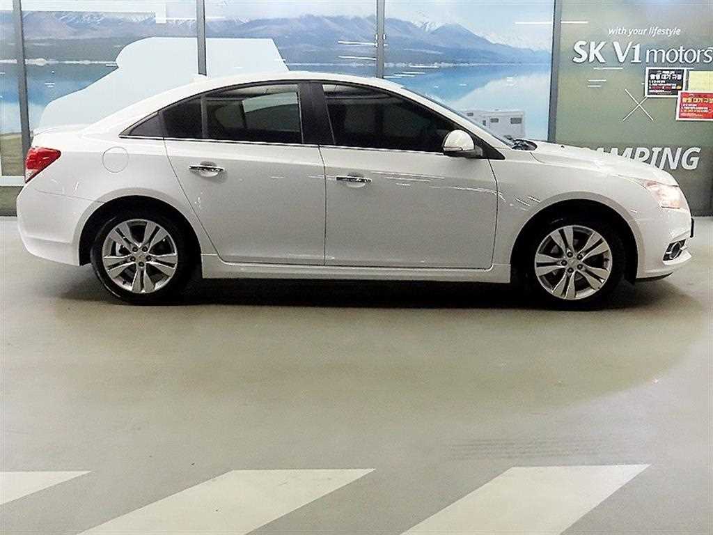 Chevrolet Cruise - Vista 3