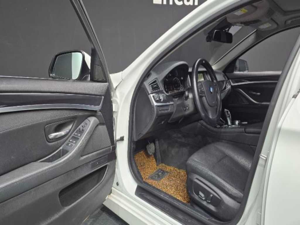 BMW 5 Series - Vista 10