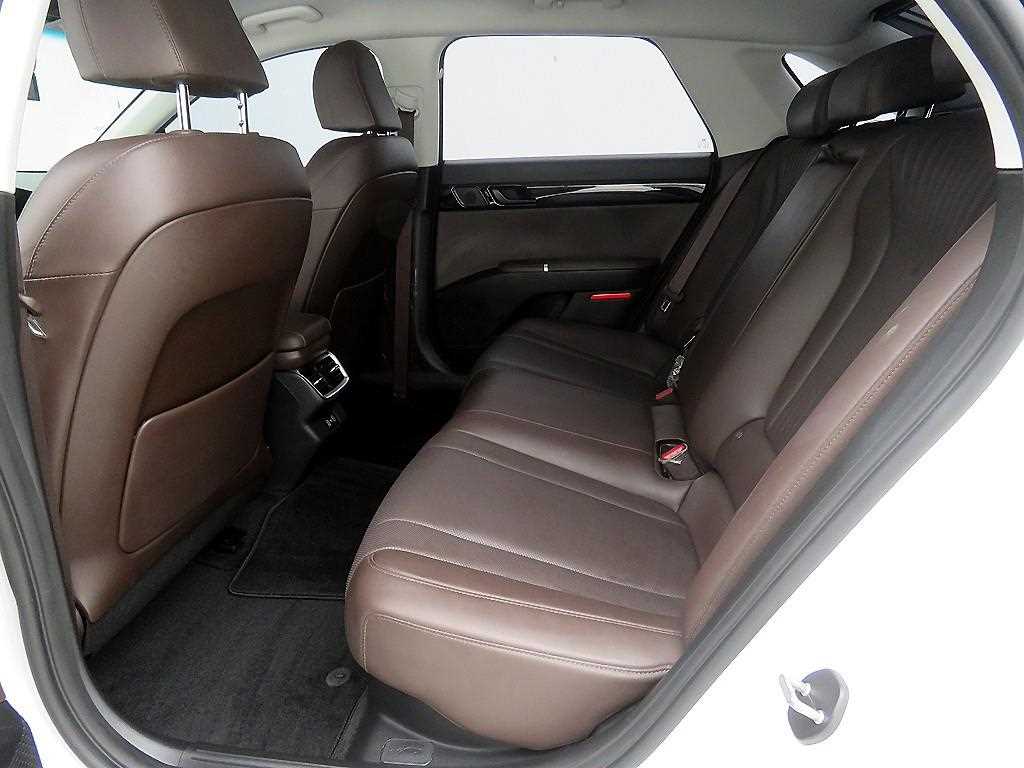 HYUNDAI Grandeur - Vista 7