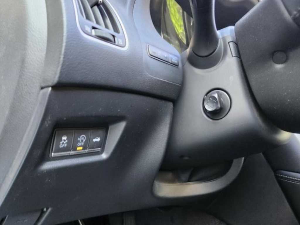 Infiniti Q - Vista 10