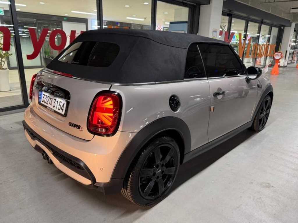 Mini Cooper Convertible - Vista 4