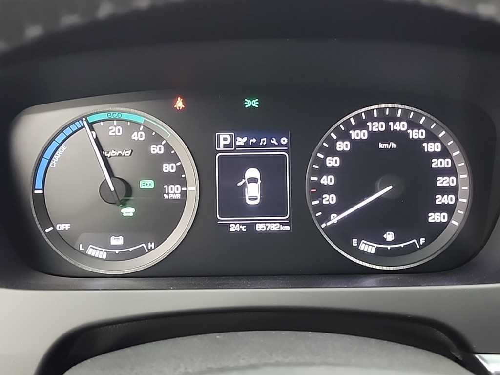 HYUNDAI Sonata - Vista 6