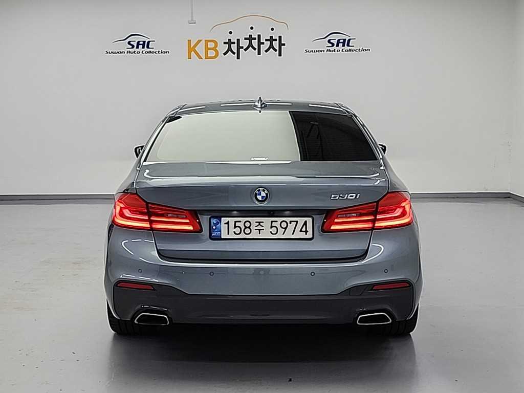 BMW 5 Series - Vista 3
