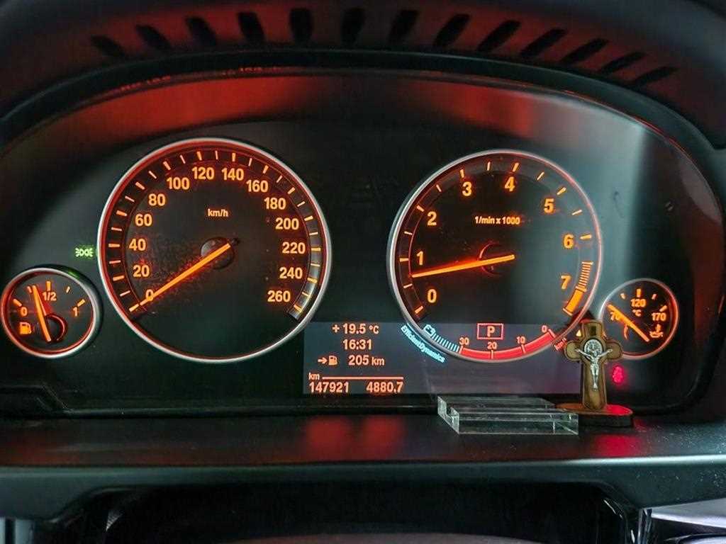 BMW X5 - Vista 10