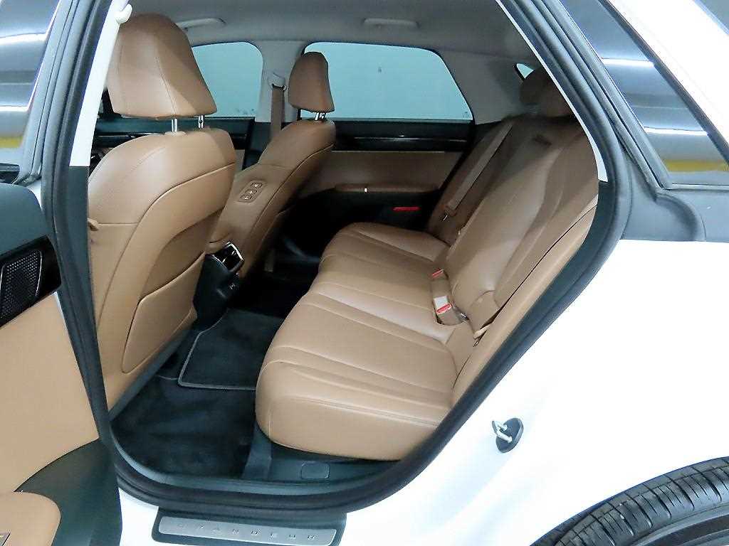 HYUNDAI Grandeur - Vista 6