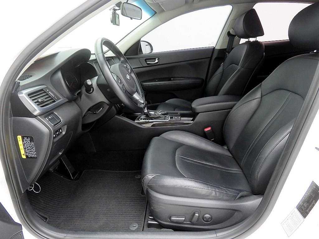 KIA K5 - Vista 5
