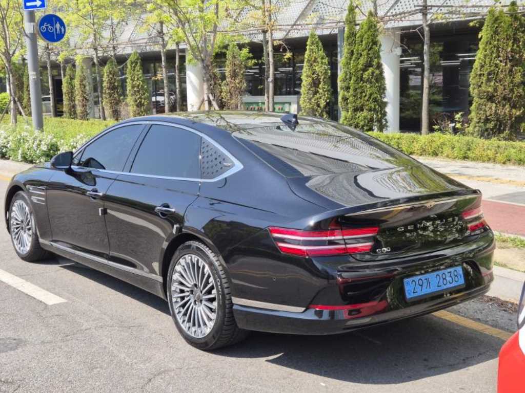Genesis G80 - Vista 5