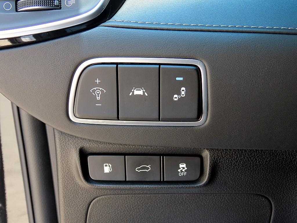 HYUNDAI Grandeur - Vista 12