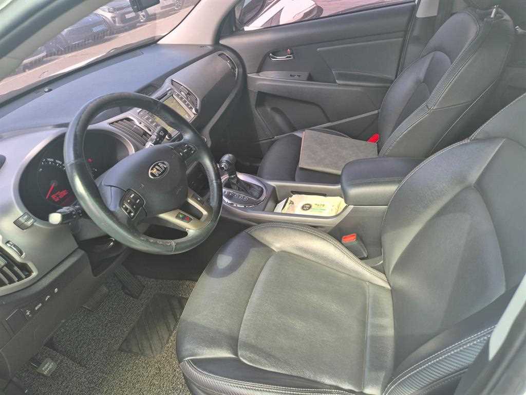 KIA Sportage - Vista 6