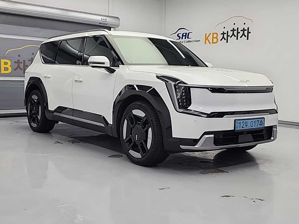 KIA EV9 - Vista 4