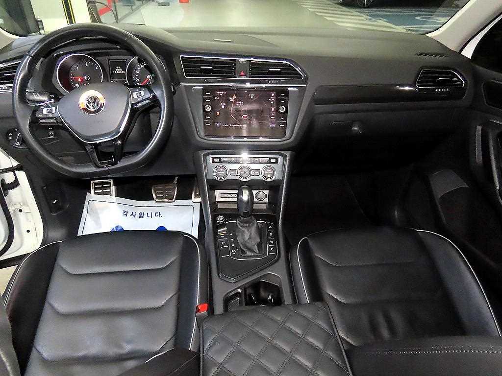 Volkswagen Tiguan - Vista 10