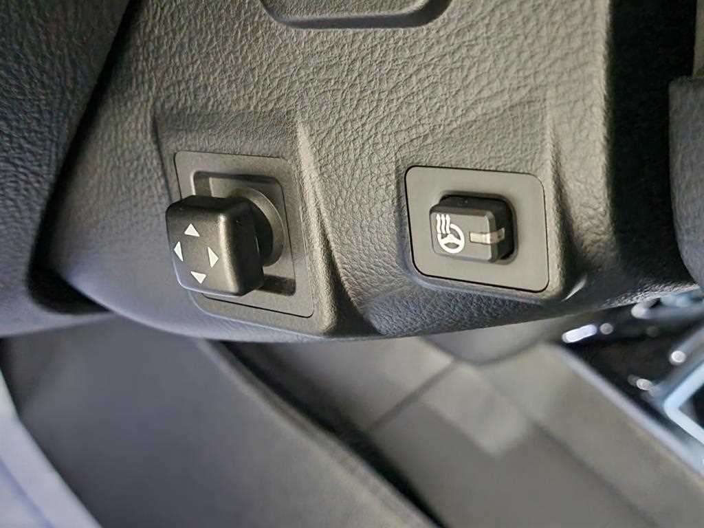 HYUNDAI Genesis - Vista 12