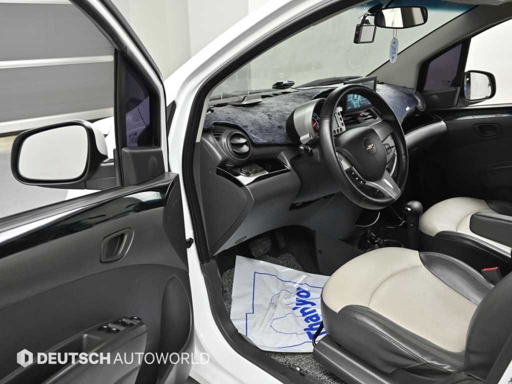 Chevrolet Spark - Vista 11