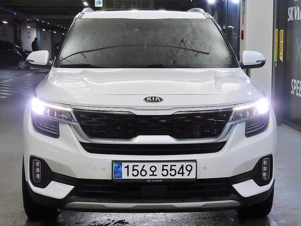 KIA Seltos - Vista 2