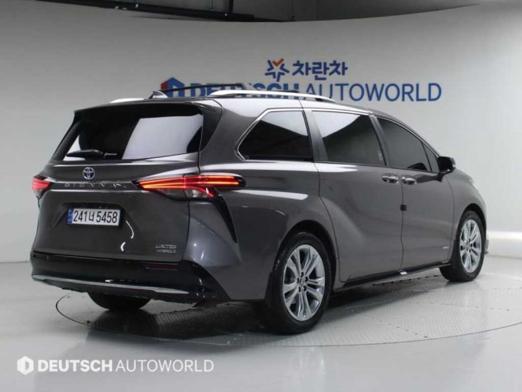 Toyota Siena - Vista 2