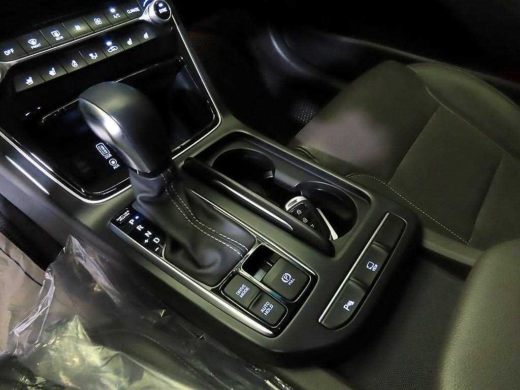 HYUNDAI Grandeur - Vista 12