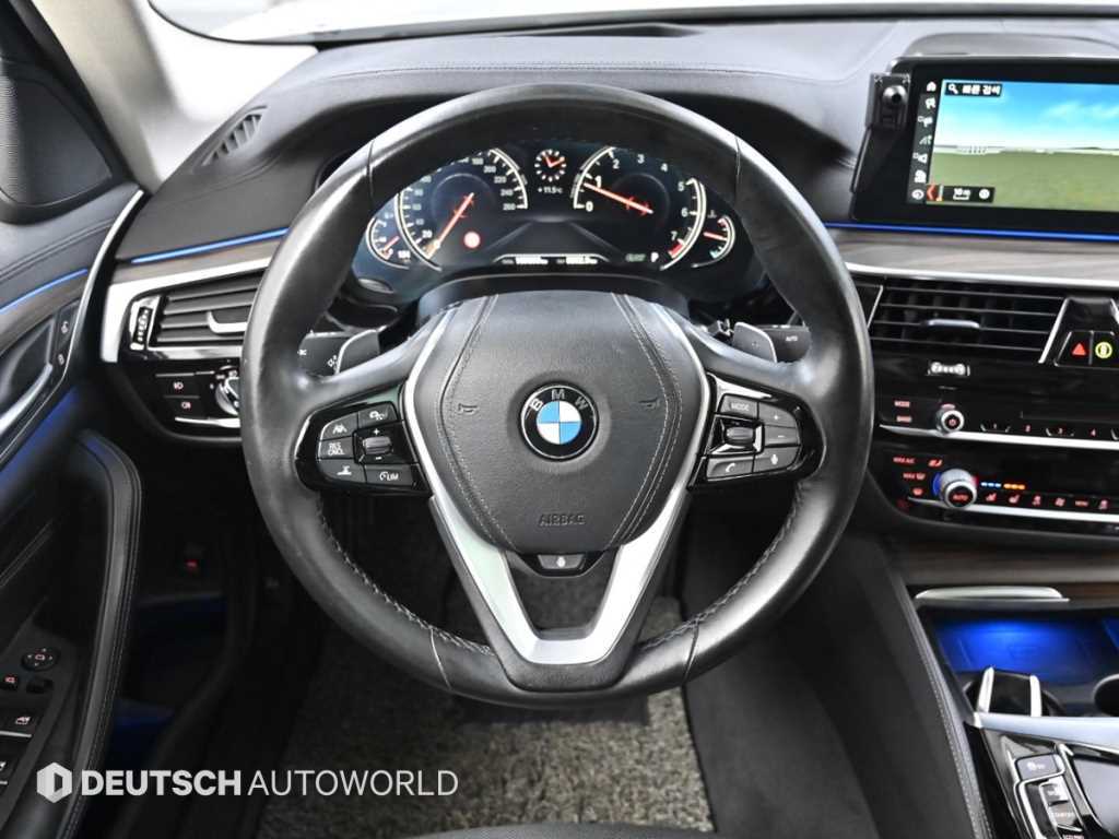 BMW 5 Series 2018 Blanco - Importación desde Corea - HF Imports Iquique - Foto 13