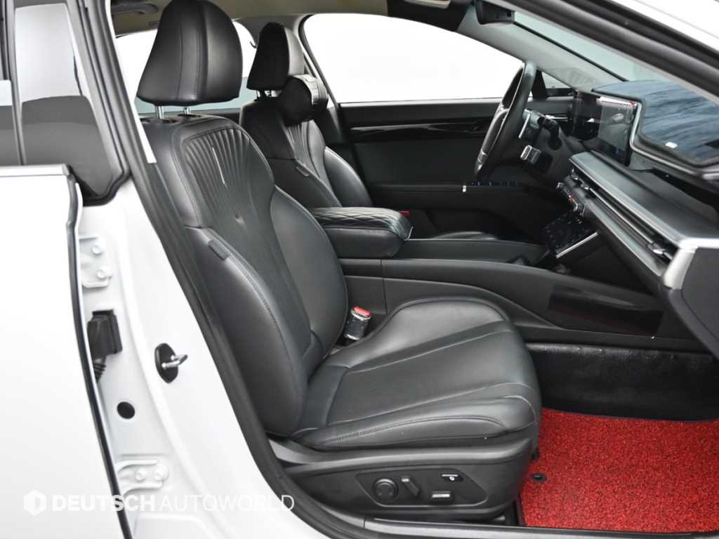 HYUNDAI Grandeur - Vista 10
