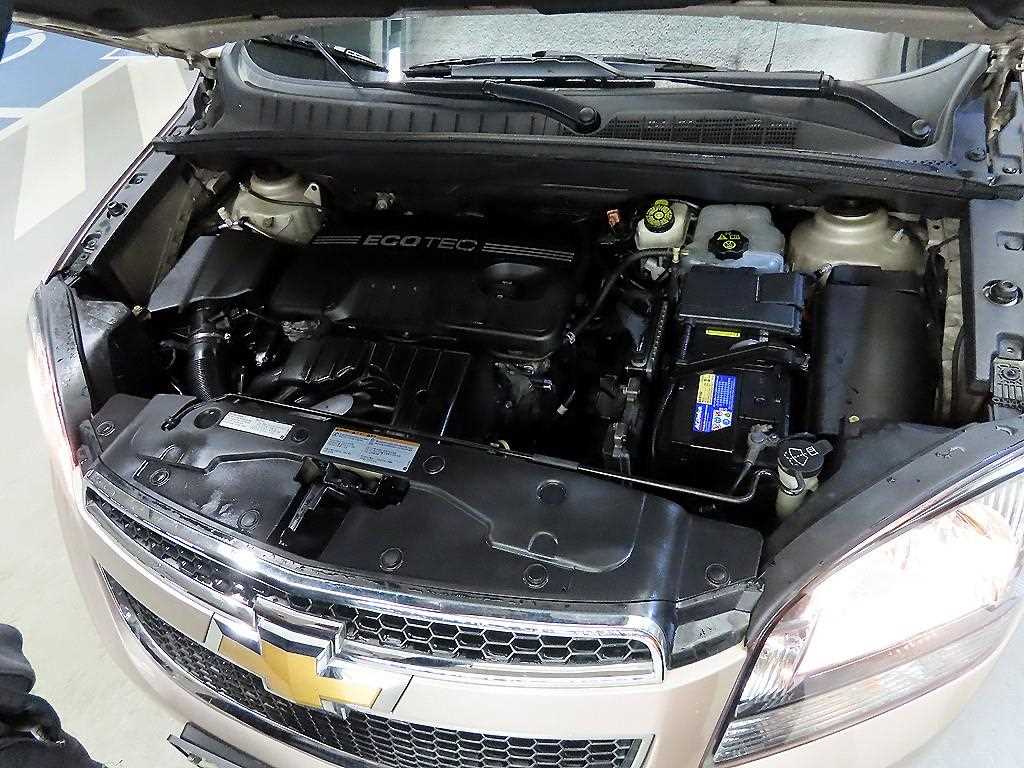 Chevrolet Orlando 2012 Gris - Importación desde Corea - HF Imports Iquique - Foto 17