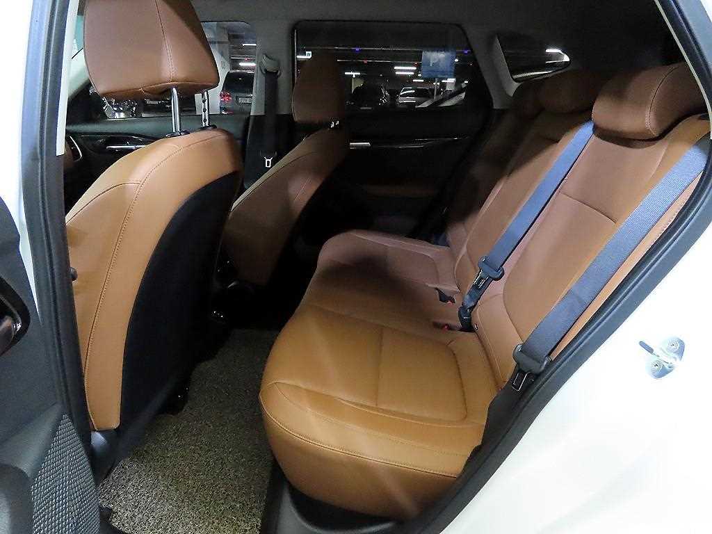 KIA Seltos - Vista 7