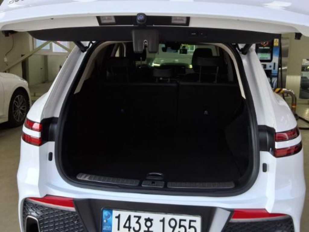 Genesis GV70 - Vista 9