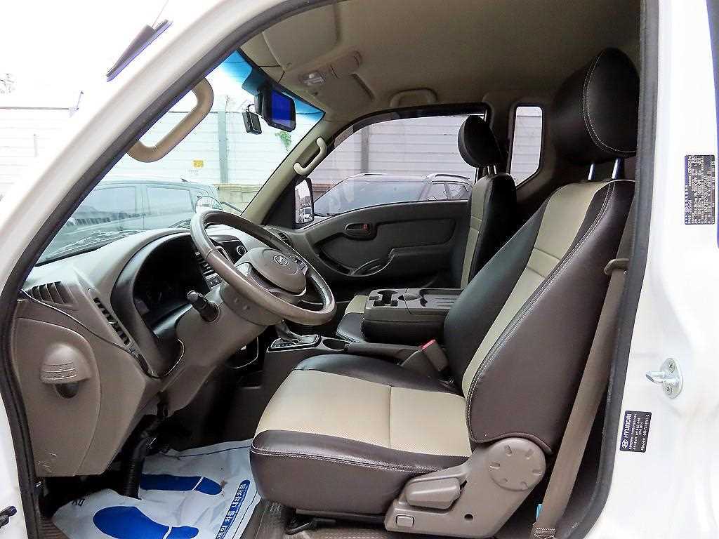 HYUNDAI Porter - Vista 7