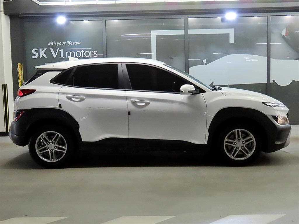 HYUNDAI Kona - Vista 3