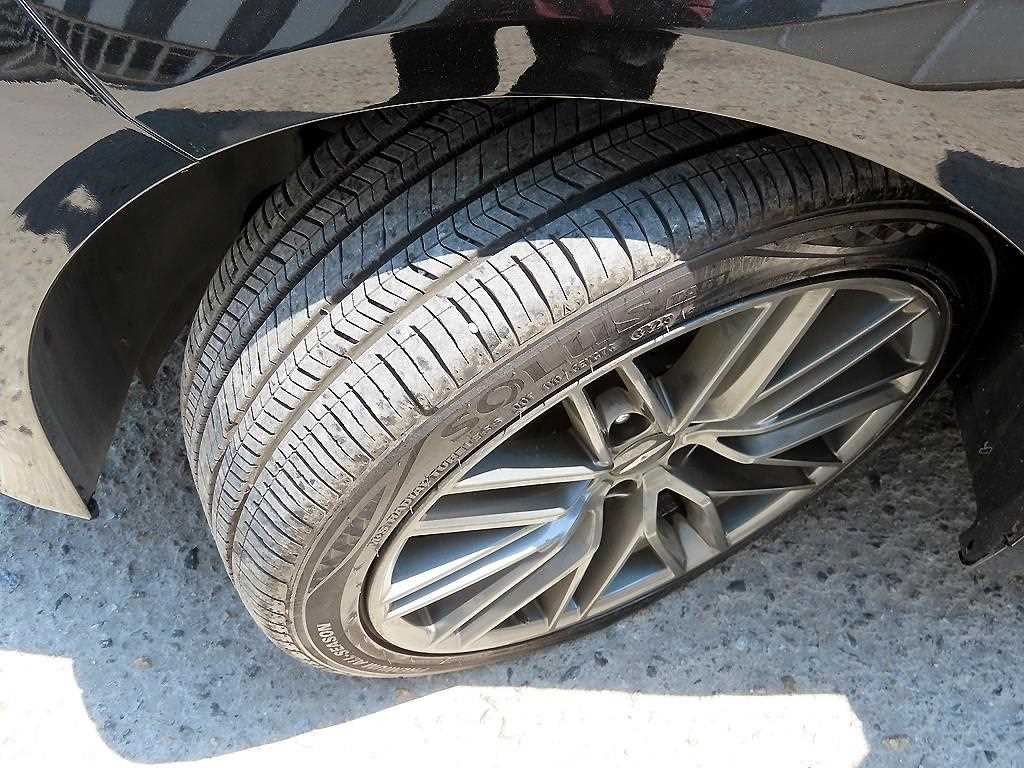 Genesis G70 2018 Negro - Importación desde Corea - HF Imports Iquique - Foto 20