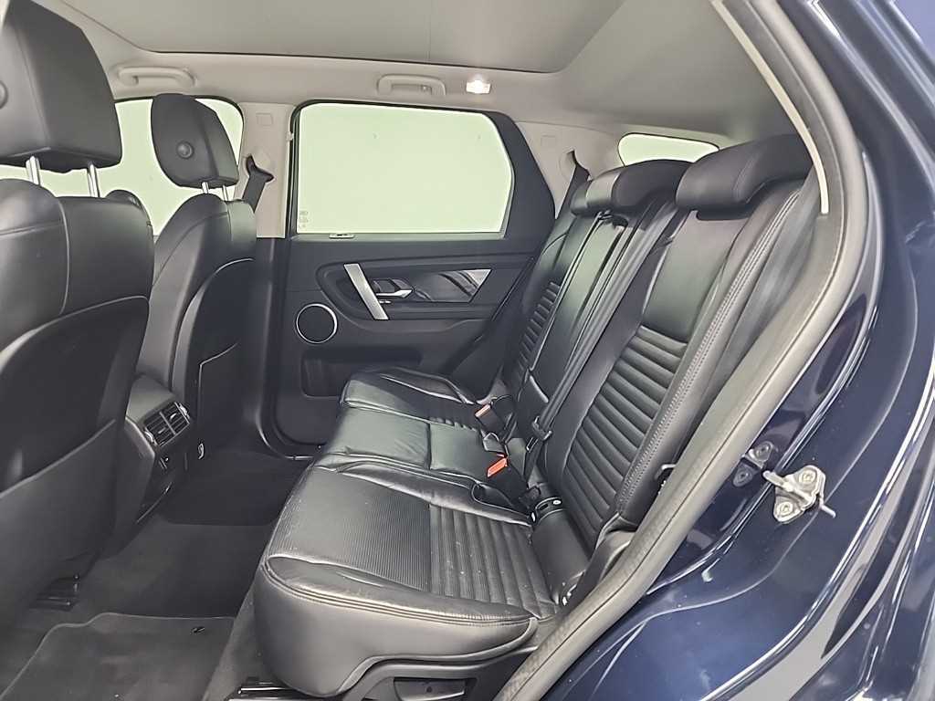Land Rover Discovery Sports - Vista 12