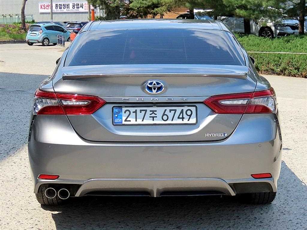 Toyota Camry - Vista 4