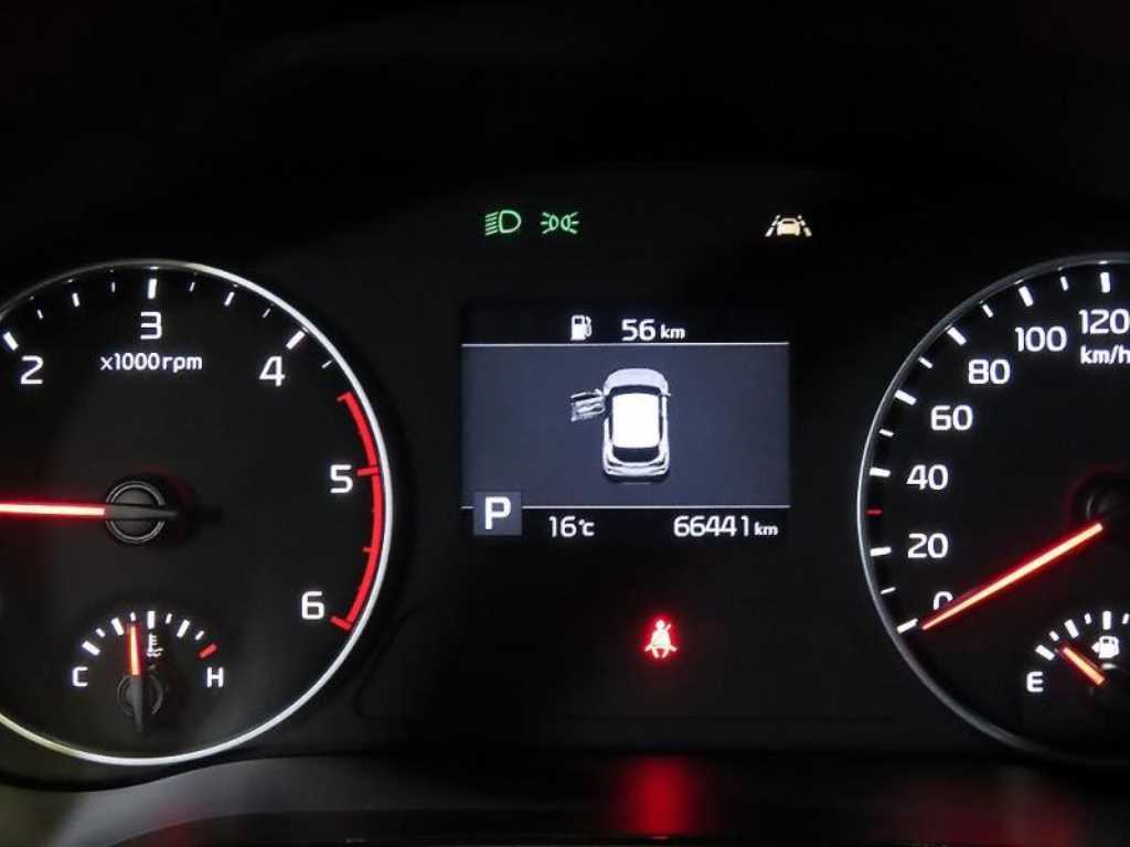 KIA Seltos - Vista 9