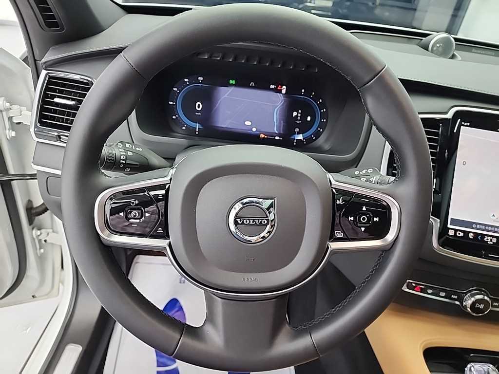 Volvo XC90 - Vista 9