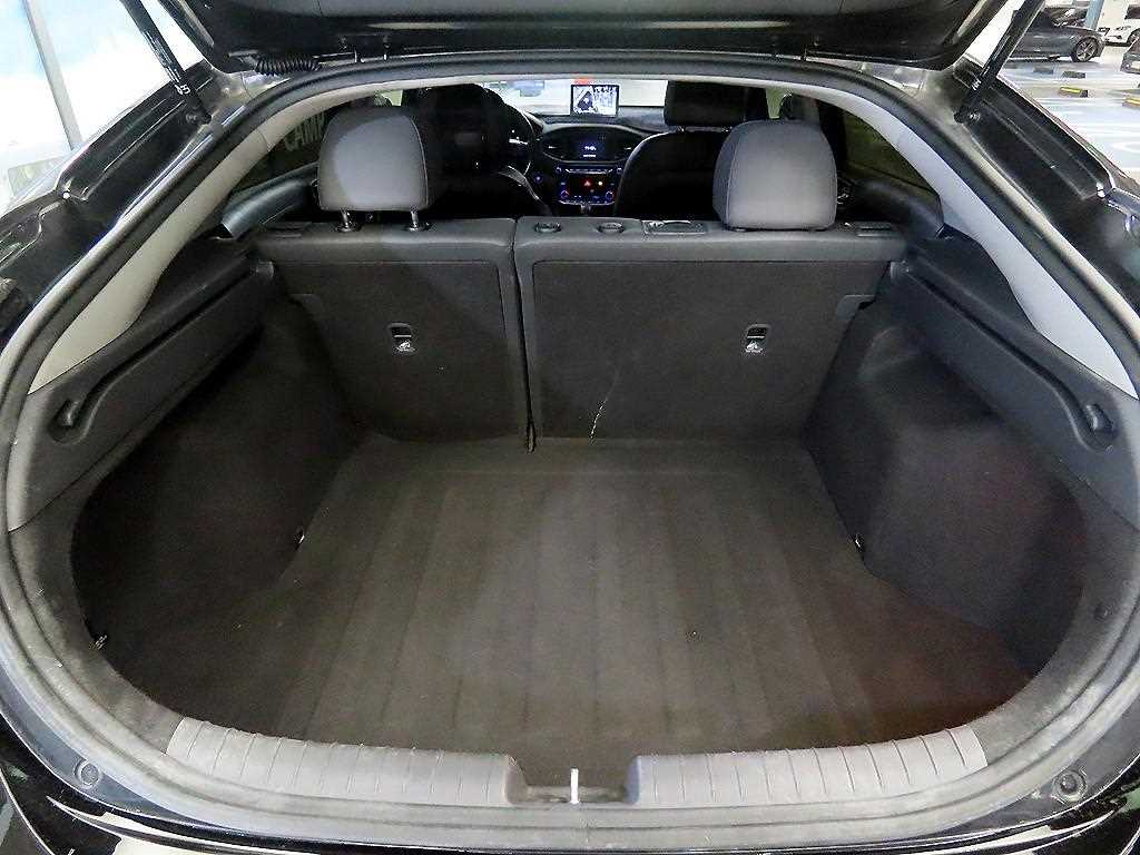 HYUNDAI Ioniq 2018 Negro - Importación desde Corea - HF Imports Iquique - Foto 18