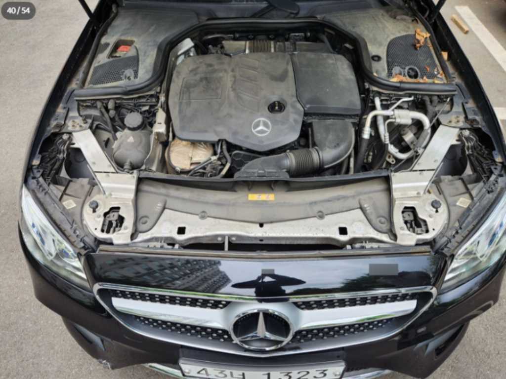 Mercedes Benz E class - Vista 11