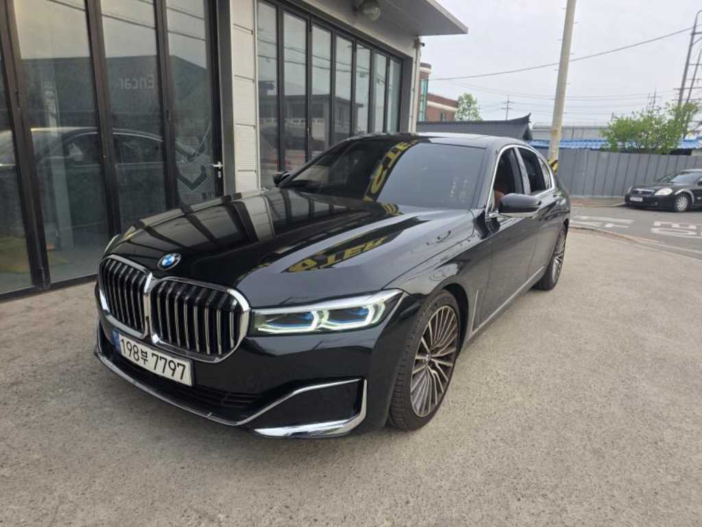 BMW 7 Series - Vista 2