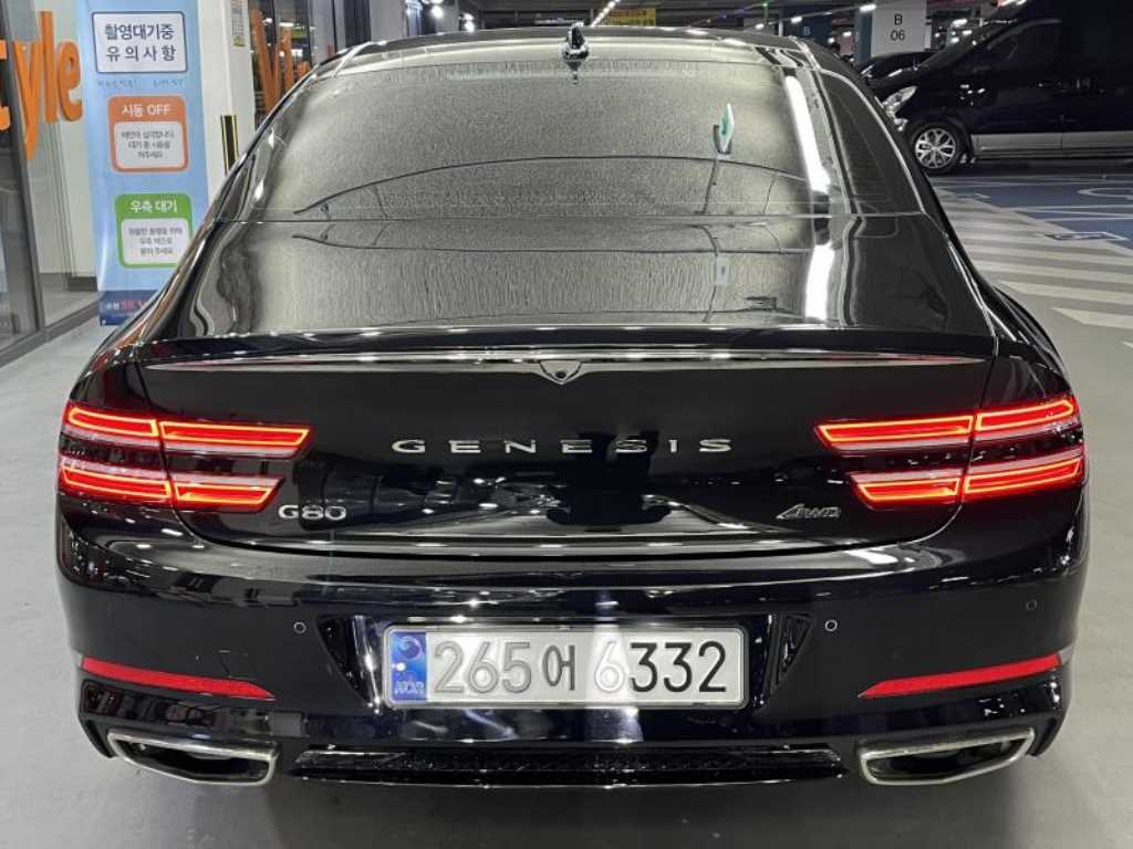 Genesis G80 - Vista 5