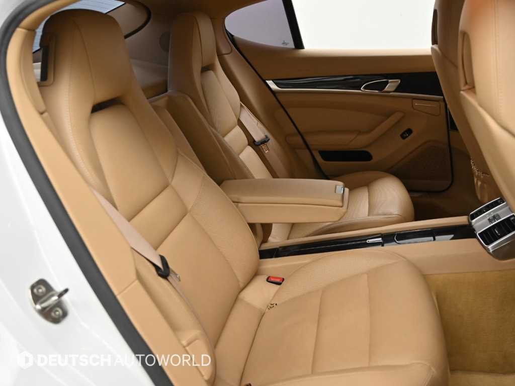 Porsche Panamera - Vista 12